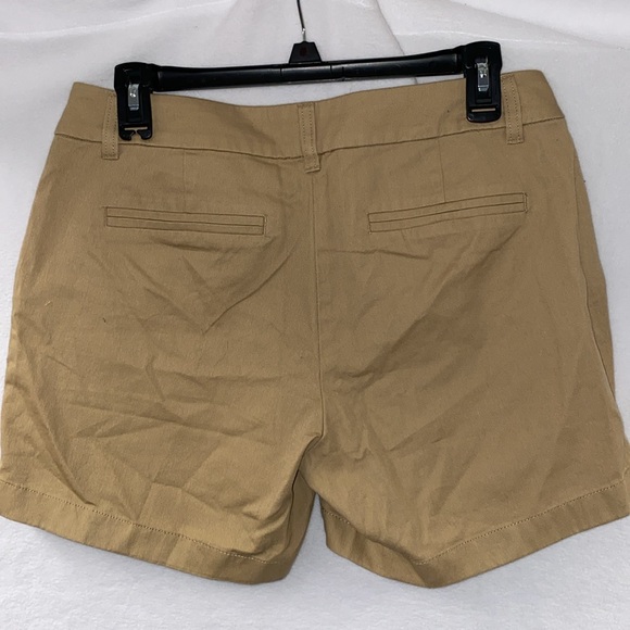 J. Crew Classic Chino Khaki Shorts - Picture 4 of 6